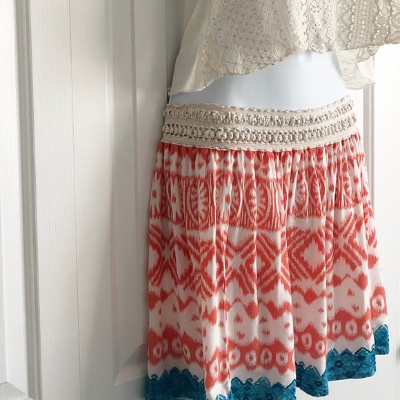 American Eagle Outfitters Skirt Size Small - Picture 4 of 7